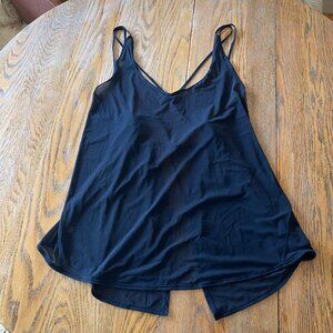 LULULEMON stretch double strap/tie back cami tank/exc condition